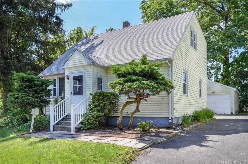 Property Photo:  111 Holcomb Avenue  CT 06906