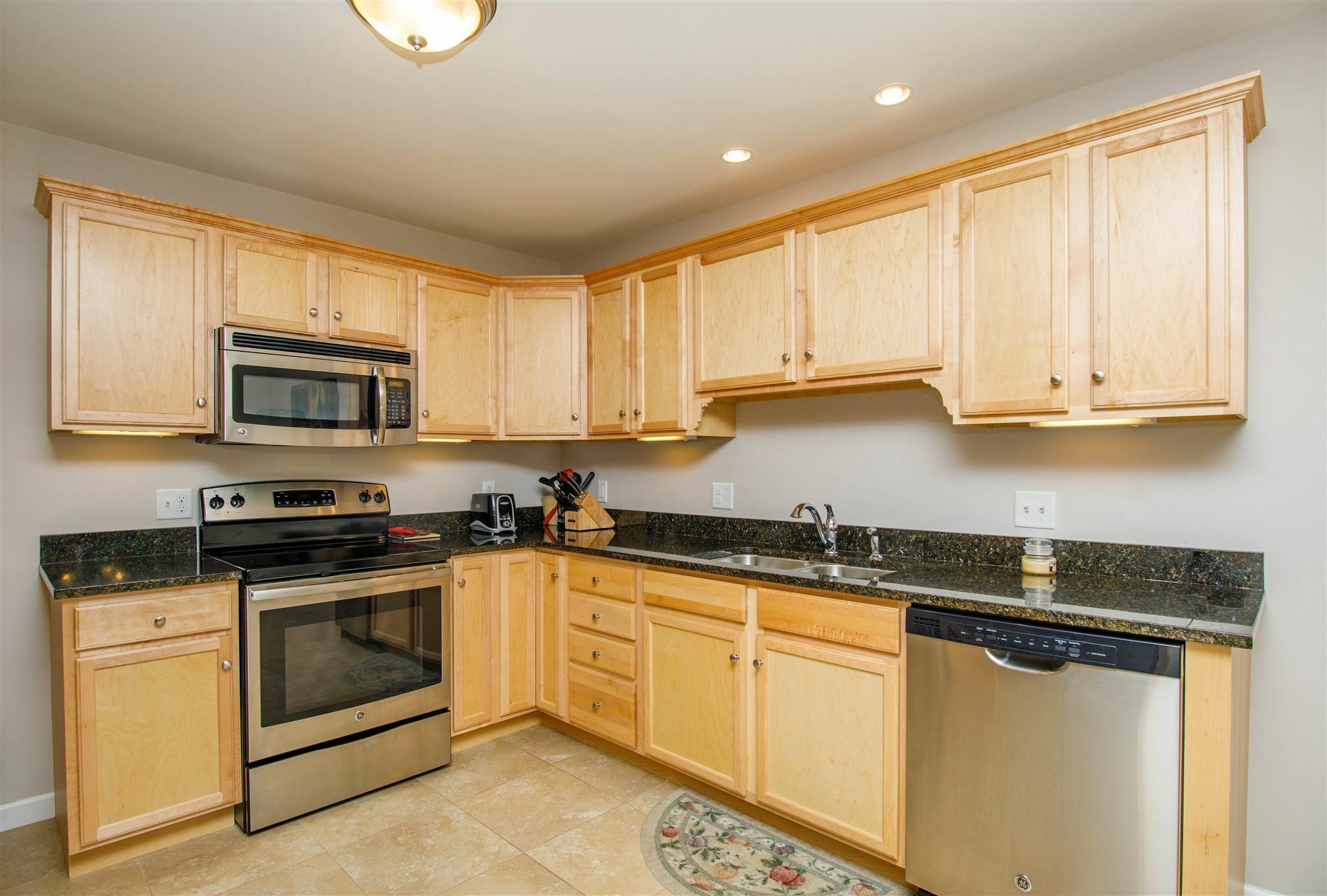 Property Photo: 242 A Ledgewood Lane 242 A VT 05468