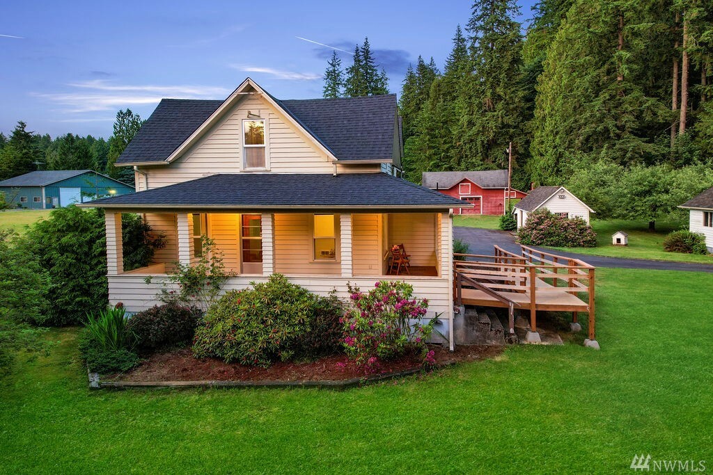 Property Photo:  1115 N Machias Rd  WA 98258 