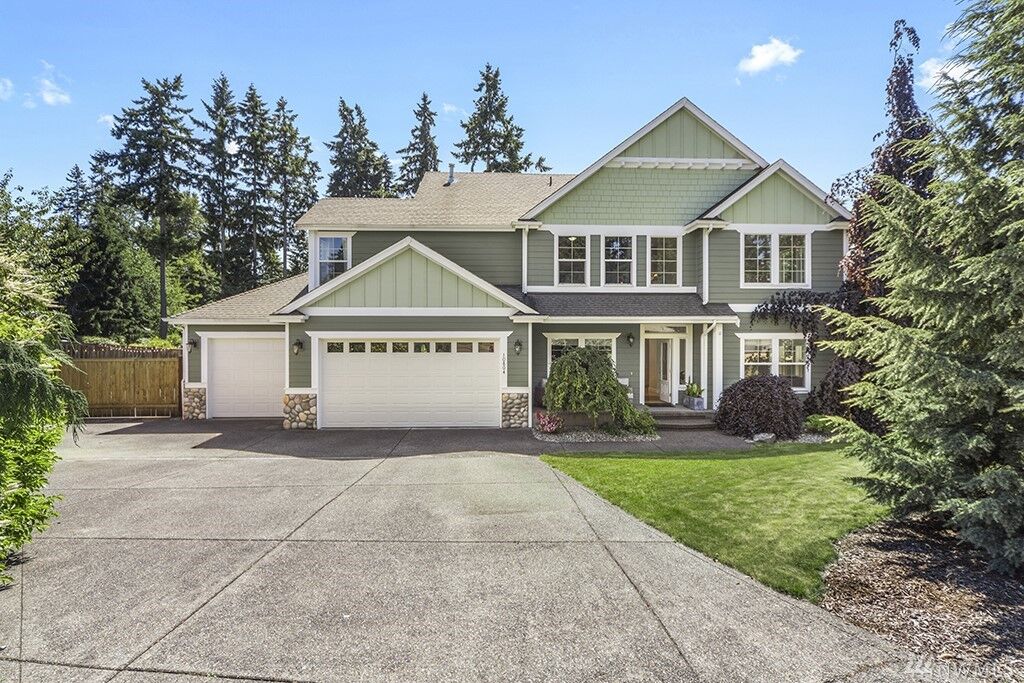 Property Photo:  10804 152nd St Ct E  WA 98374 