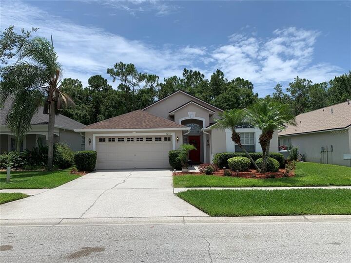 Property Photo: 12514 Blazing Star Drive FL 33626