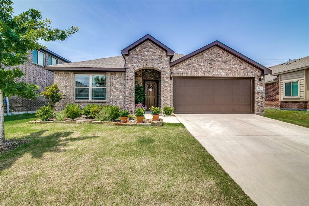 Property Photo:  585 Providence Place  TX 75166 