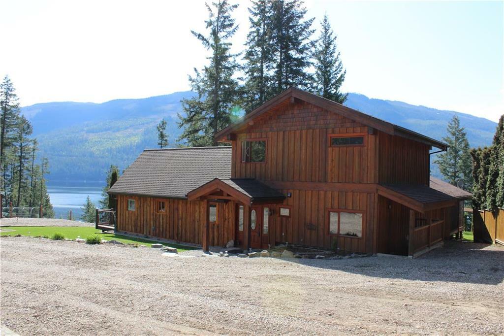 Property Photo: 5404 Sunnybrae Canoe Point Road 2 BC V0E 2X1