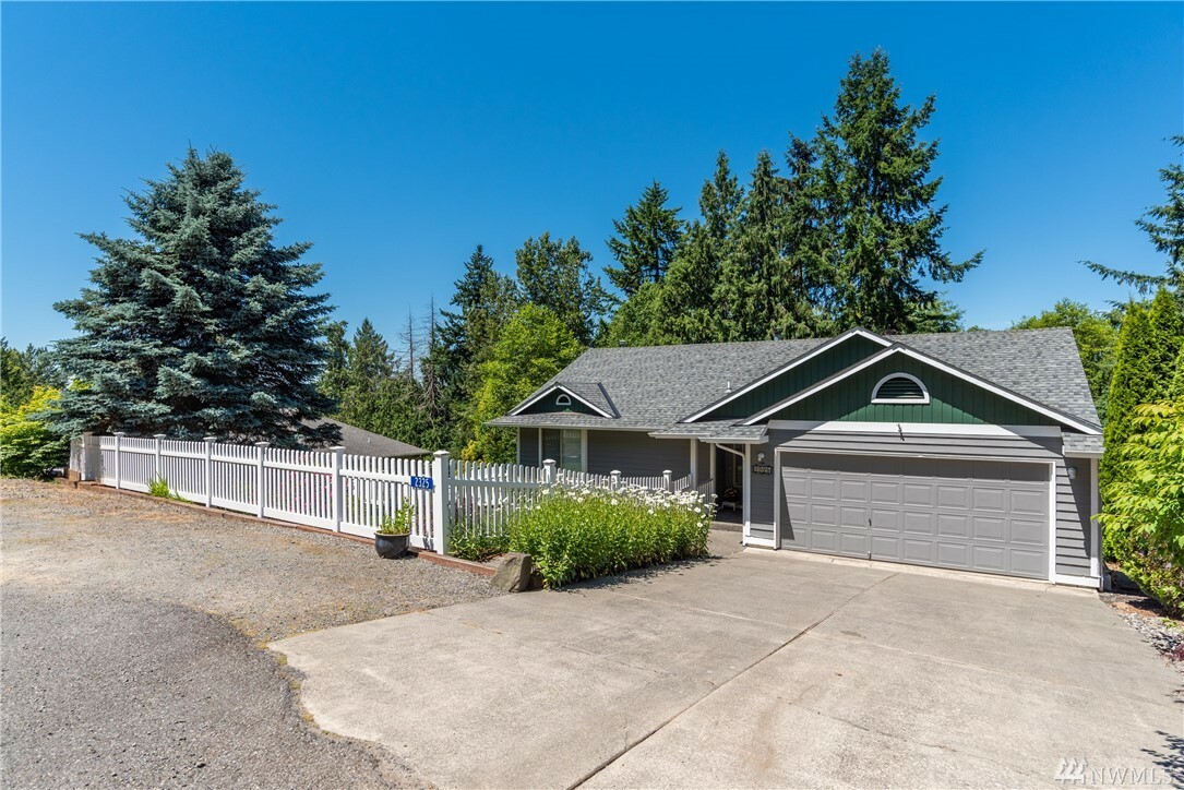 Property Photo:  2325 Crosby Dr  WA 98274 