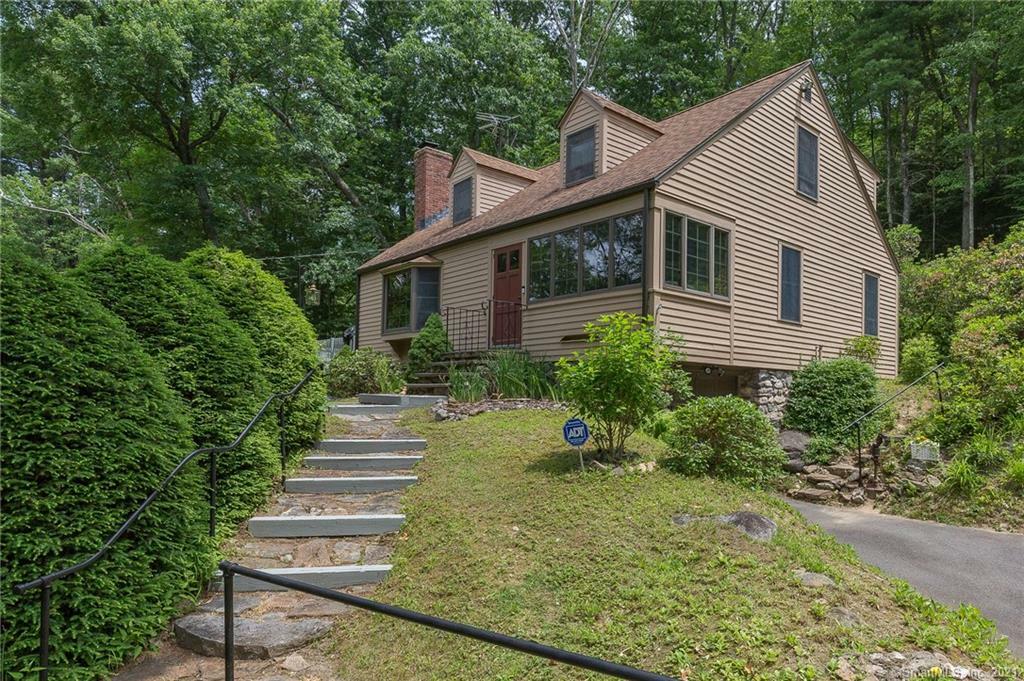 Property Photo:  16 East Mountain Road  CT 06019 