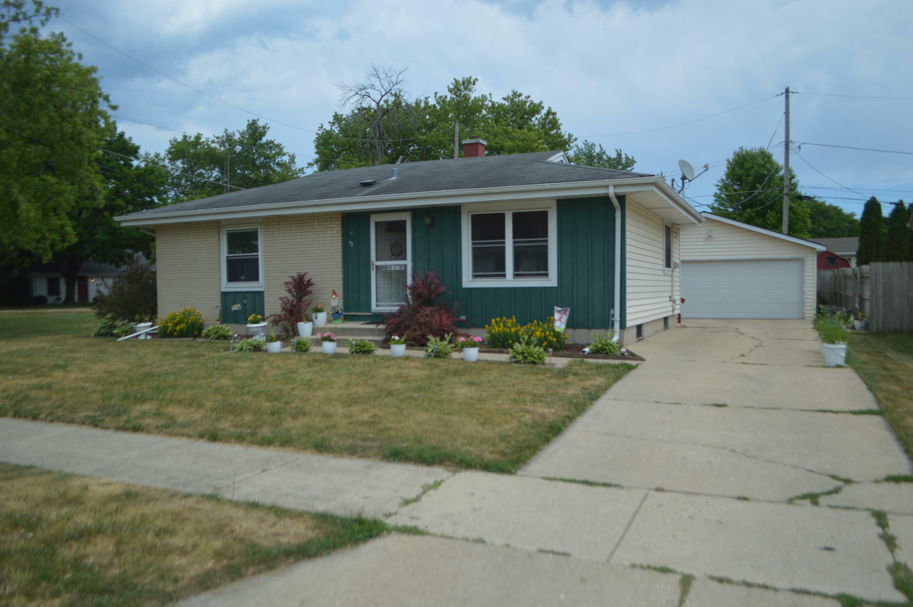 Property Photo:  6103 59th Ave  WI 53142 