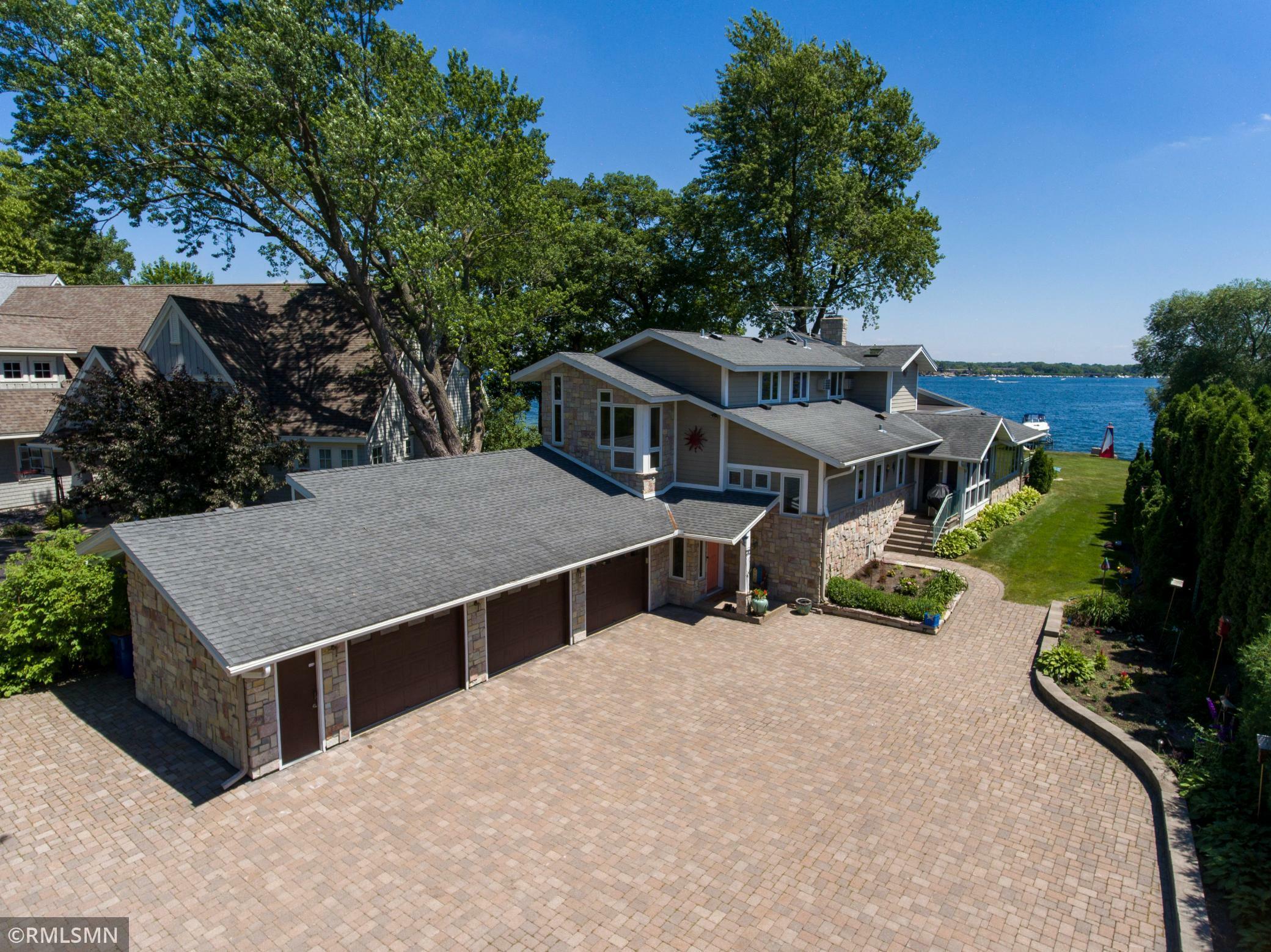 Property Photo: 265 Lakeview Avenue MN 55331