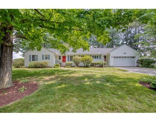 Property Photo: 35 Llewellyn Dr MA 01085