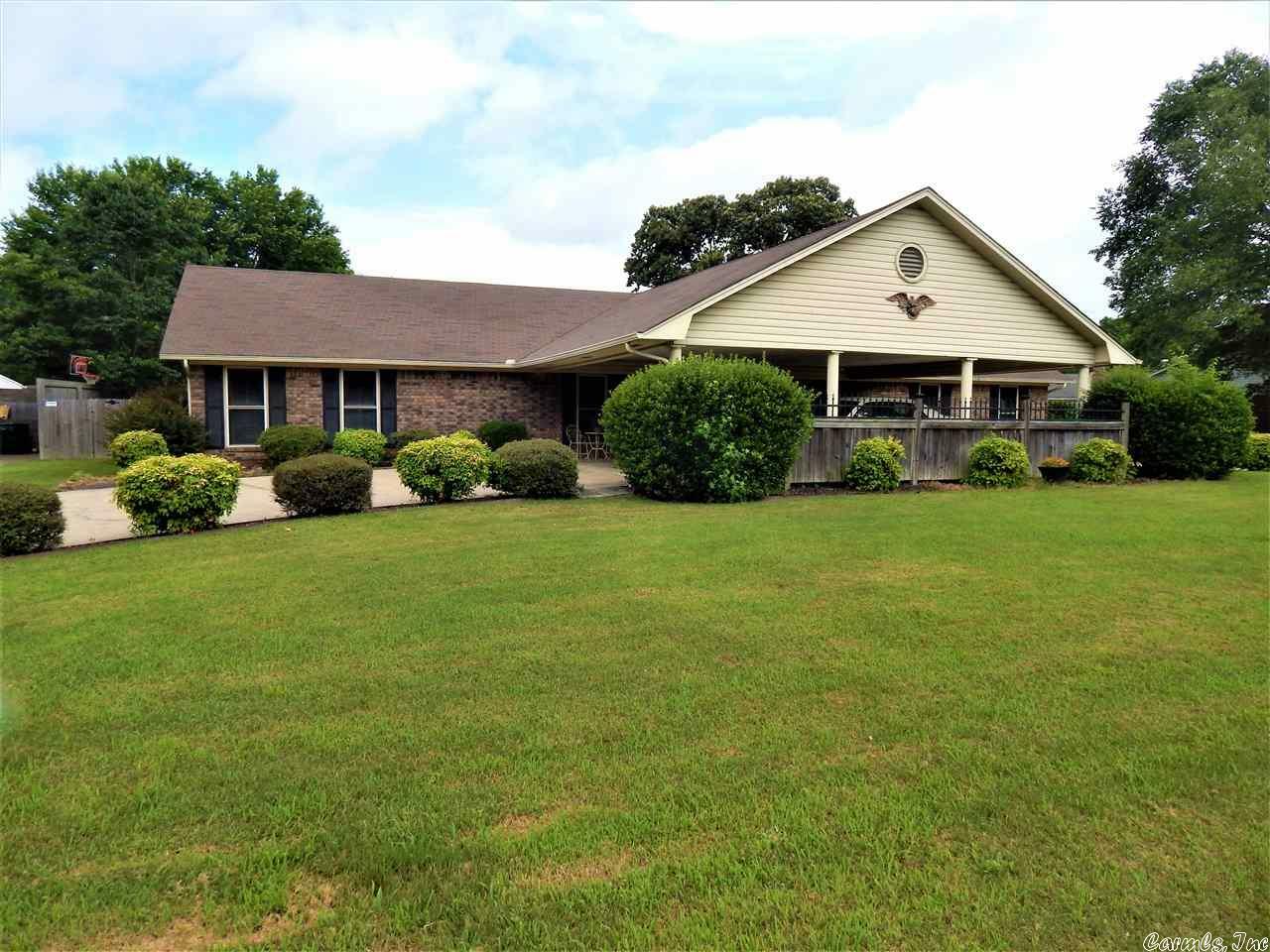 Property Photo: 10 Tucker Creek Road AR 72034