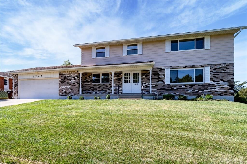 Property Photo: 1242 Harmony Lane OH 45324