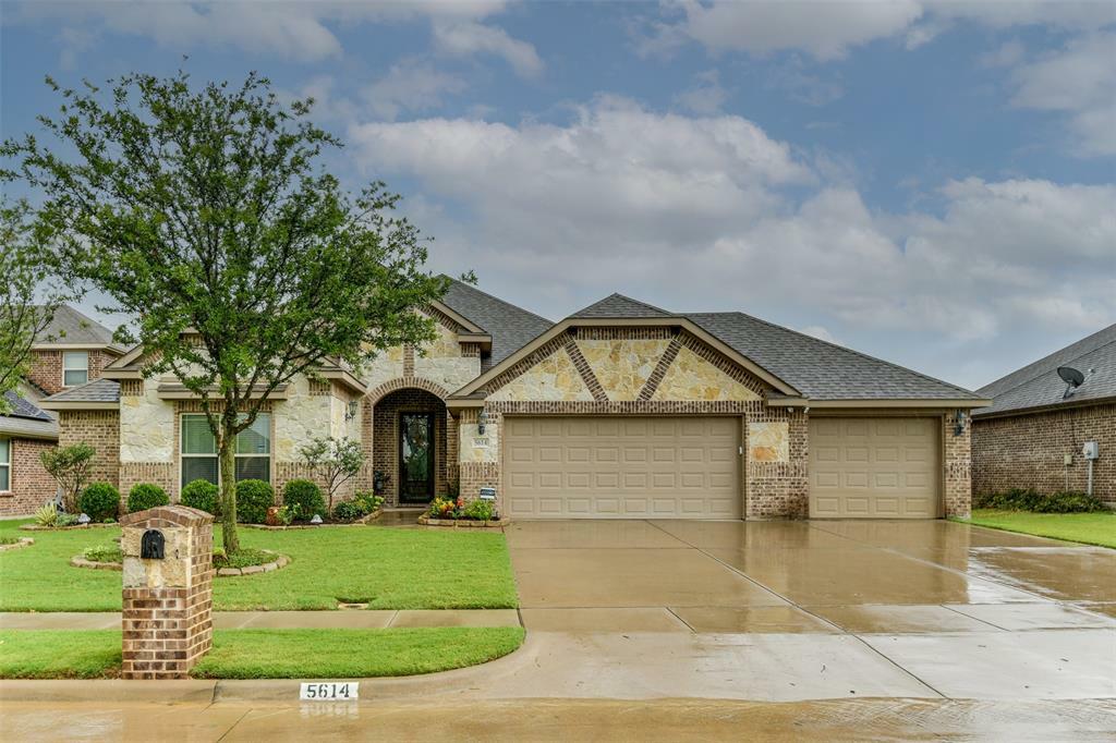 Property Photo:  5614 Park View Drive  TX 76065 