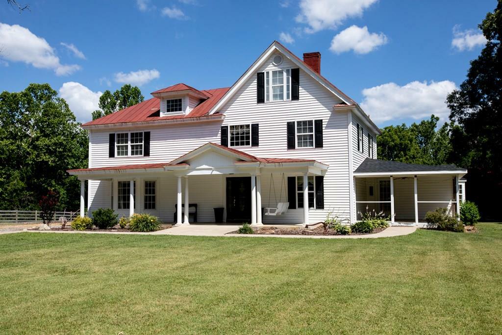 Property Photo: 4401 Double Bridges Road VA 23954