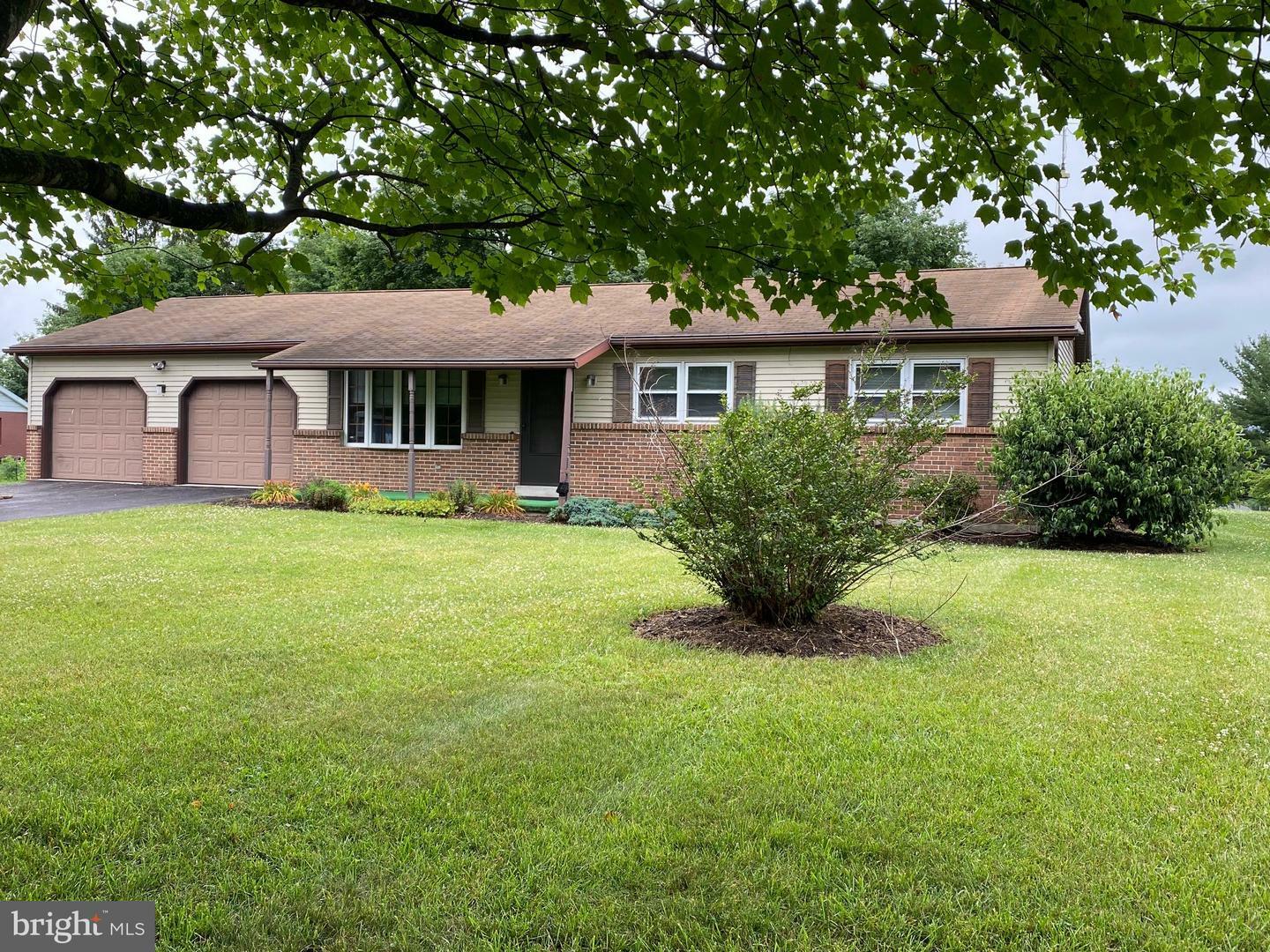 Property Photo: 689 New Schaefferstown Road PA 19506