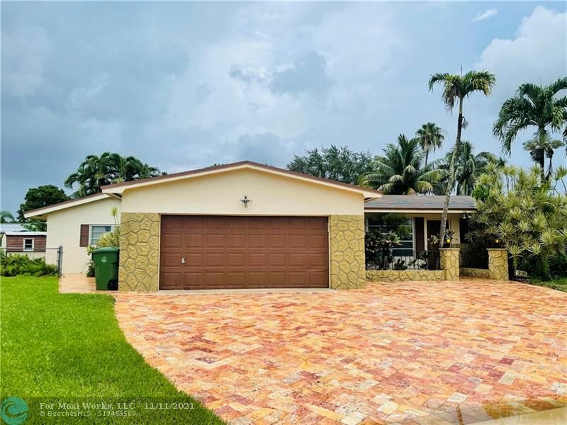 Property Photo:  810 NW 93rd Ave  FL 33024 