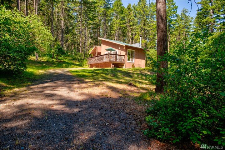 Property Photo: 370 Fawn Rd WA 98922