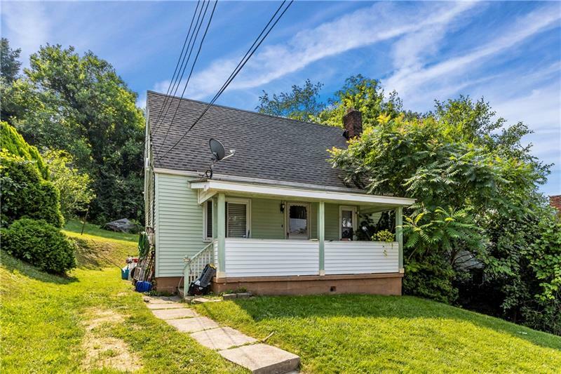 Property Photo:  224 Douglas Ave  PA 15122 