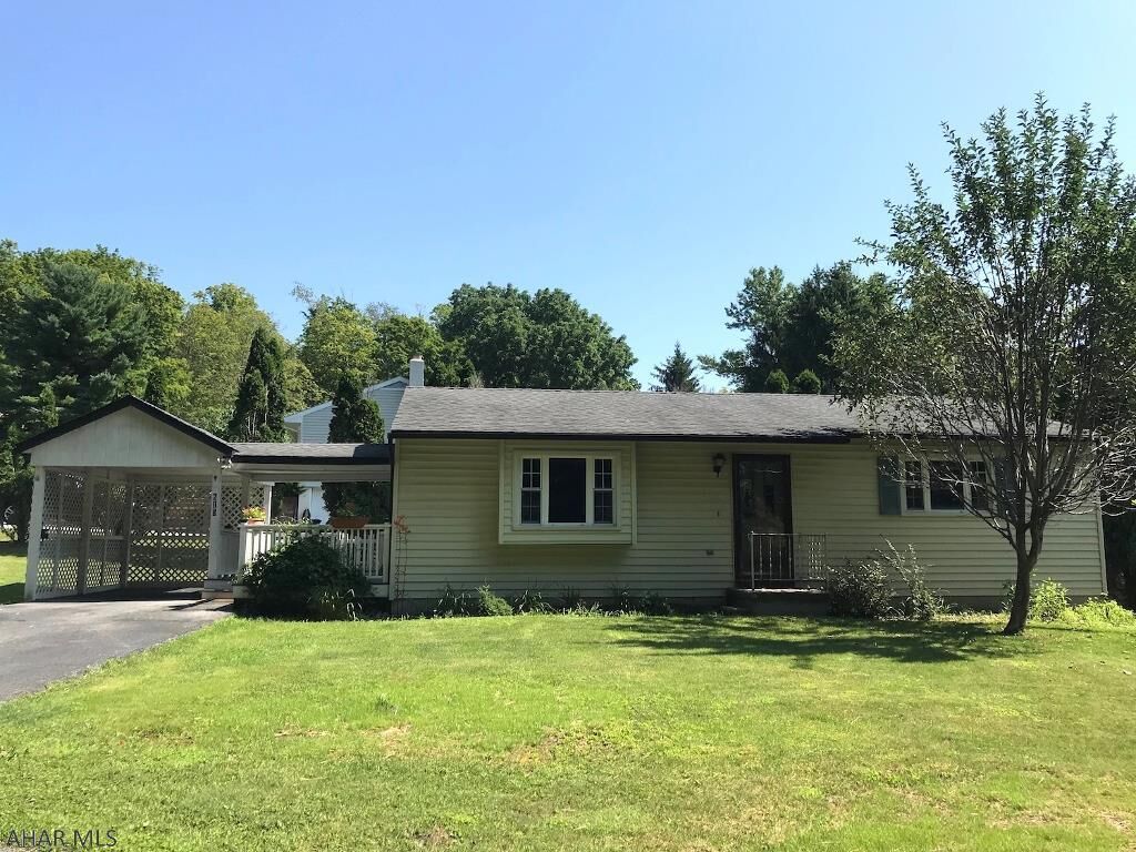 Property Photo: 615 Fyan Lane PA 15522