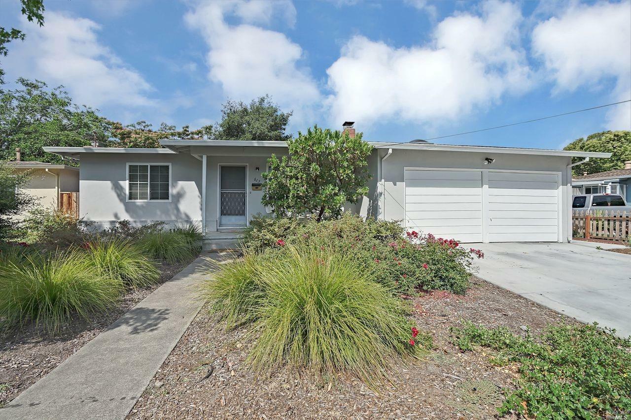 Property Photo:  615 Corlano Avenue  CA 95404 