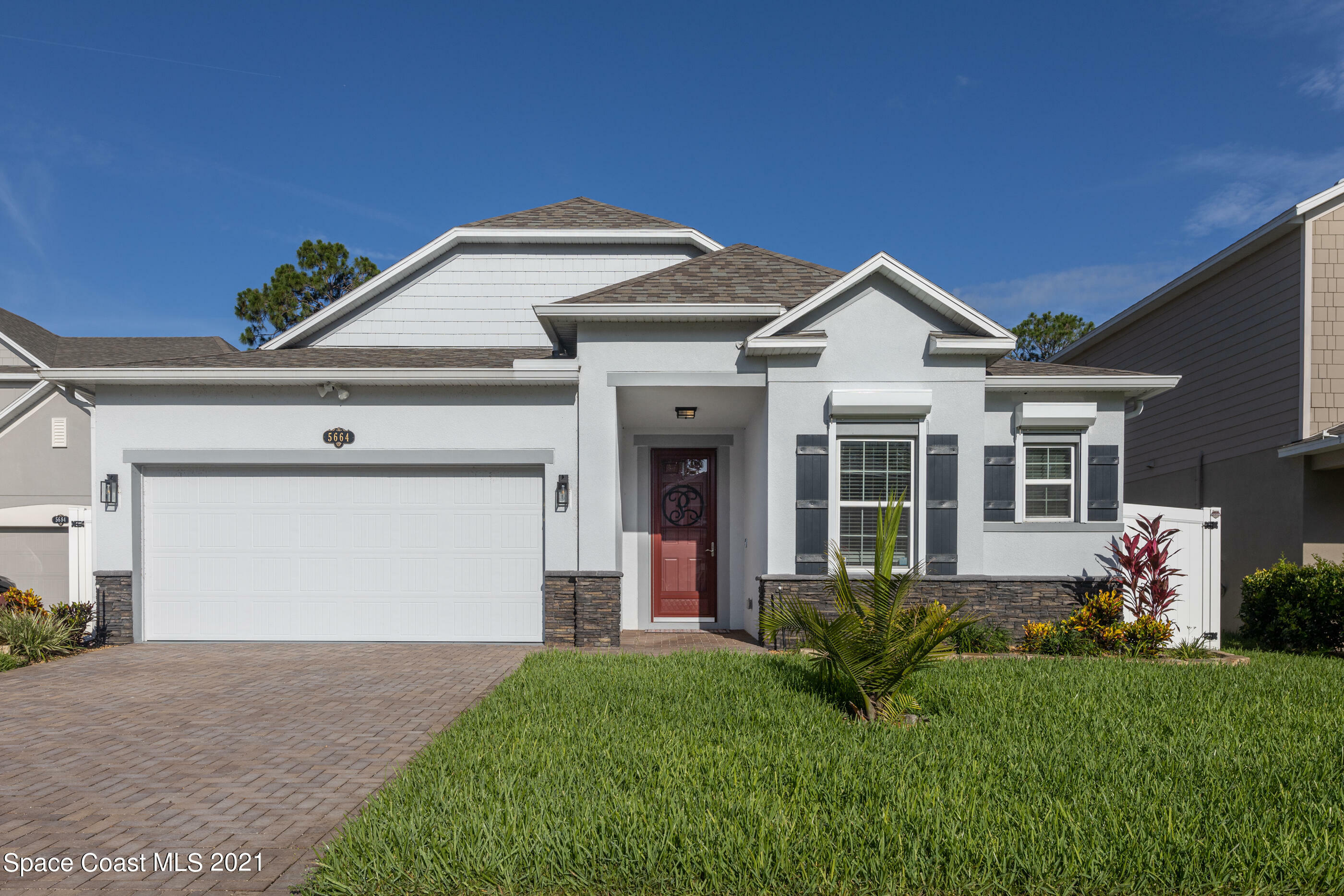 Property Photo:  5664 Reagan Avenue  FL 32780 