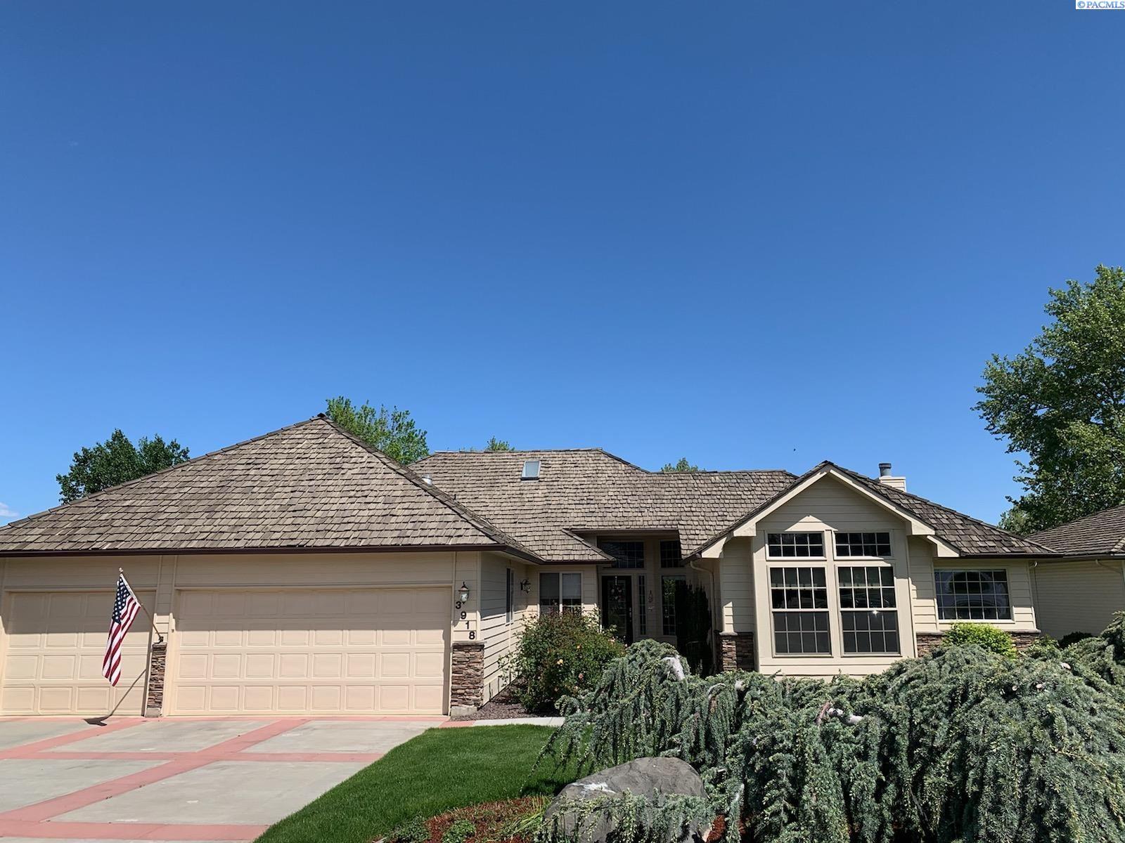 Property Photo: 3918 S Morain WA 99337