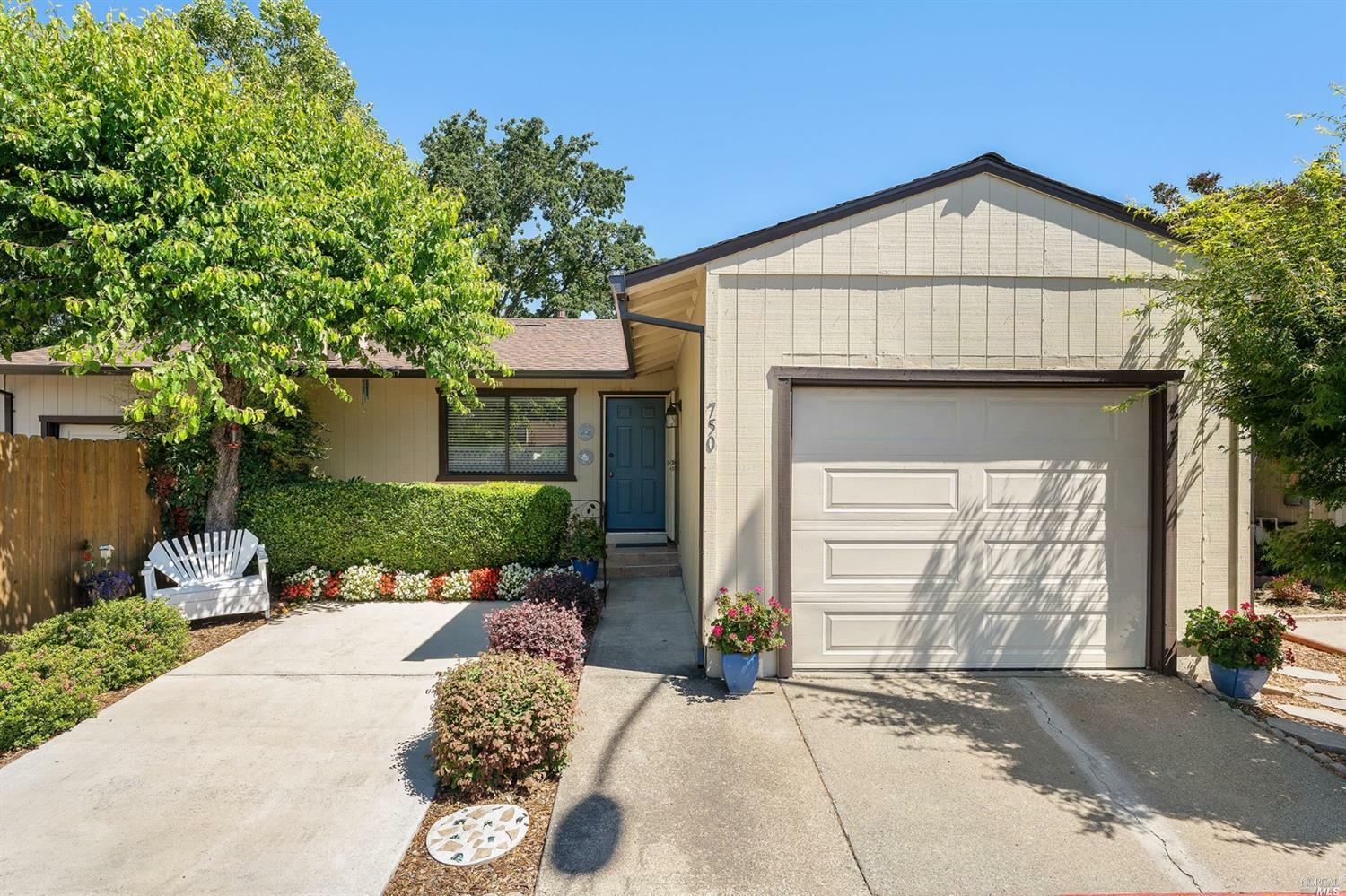 Property Photo:  750 Blair Place  CA 95401 