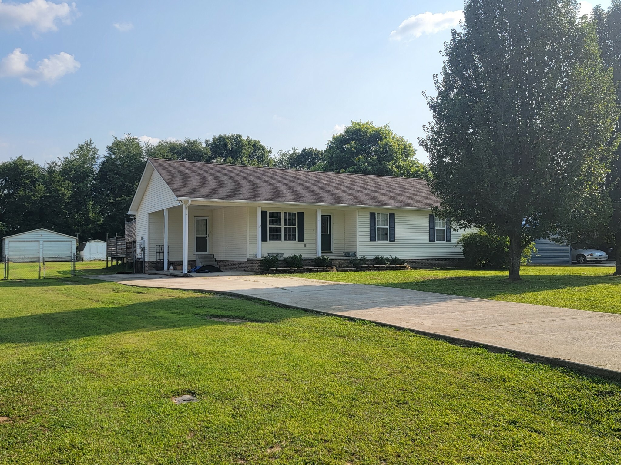 Property Photo:  148 Dale Haven Ln  TN 37388 