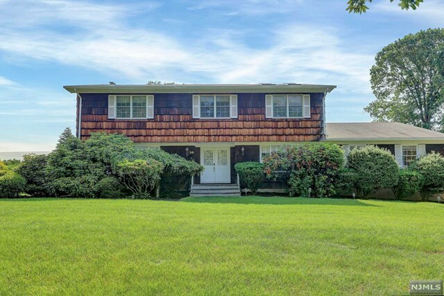 Property Photo: 56 Horizon Terrace NJ 07642