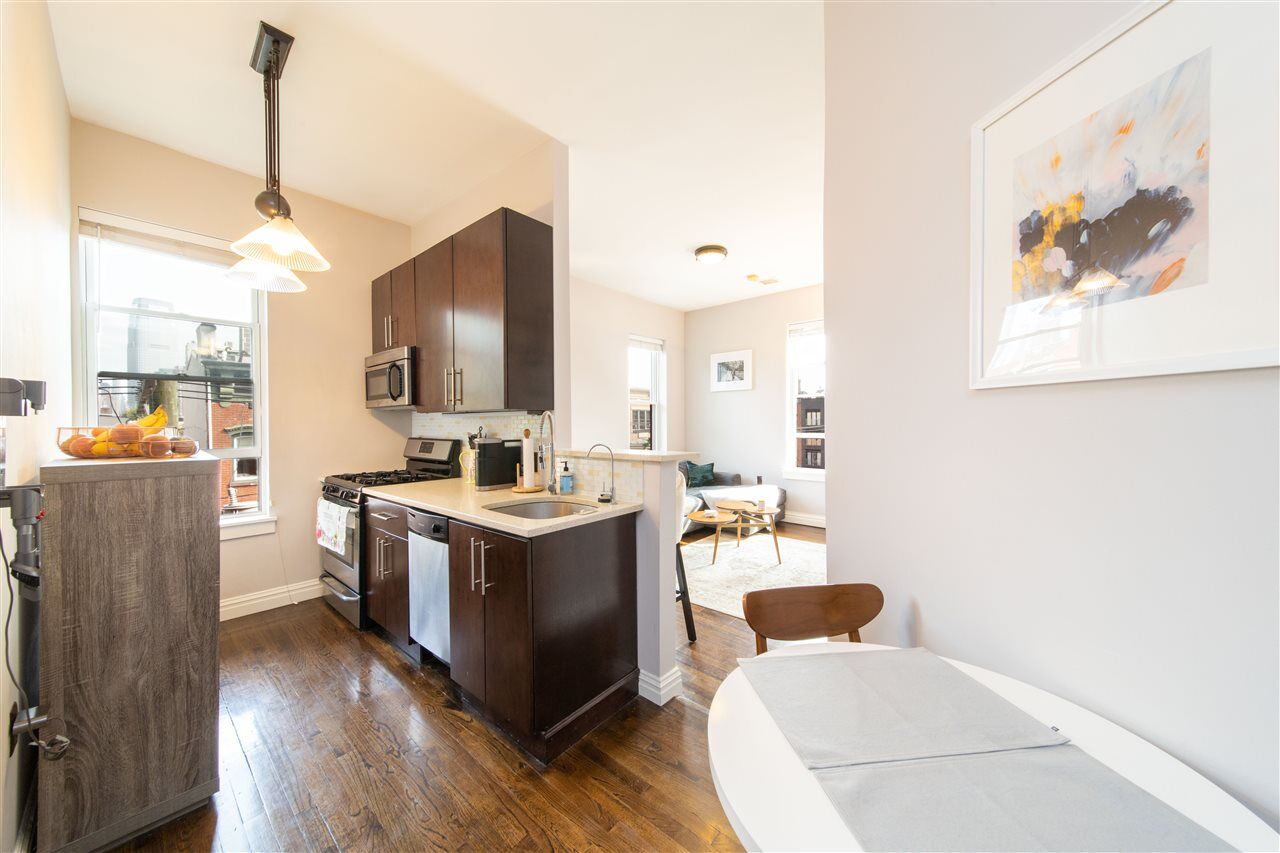 Property Photo: 277 York St 302 NJ 07302