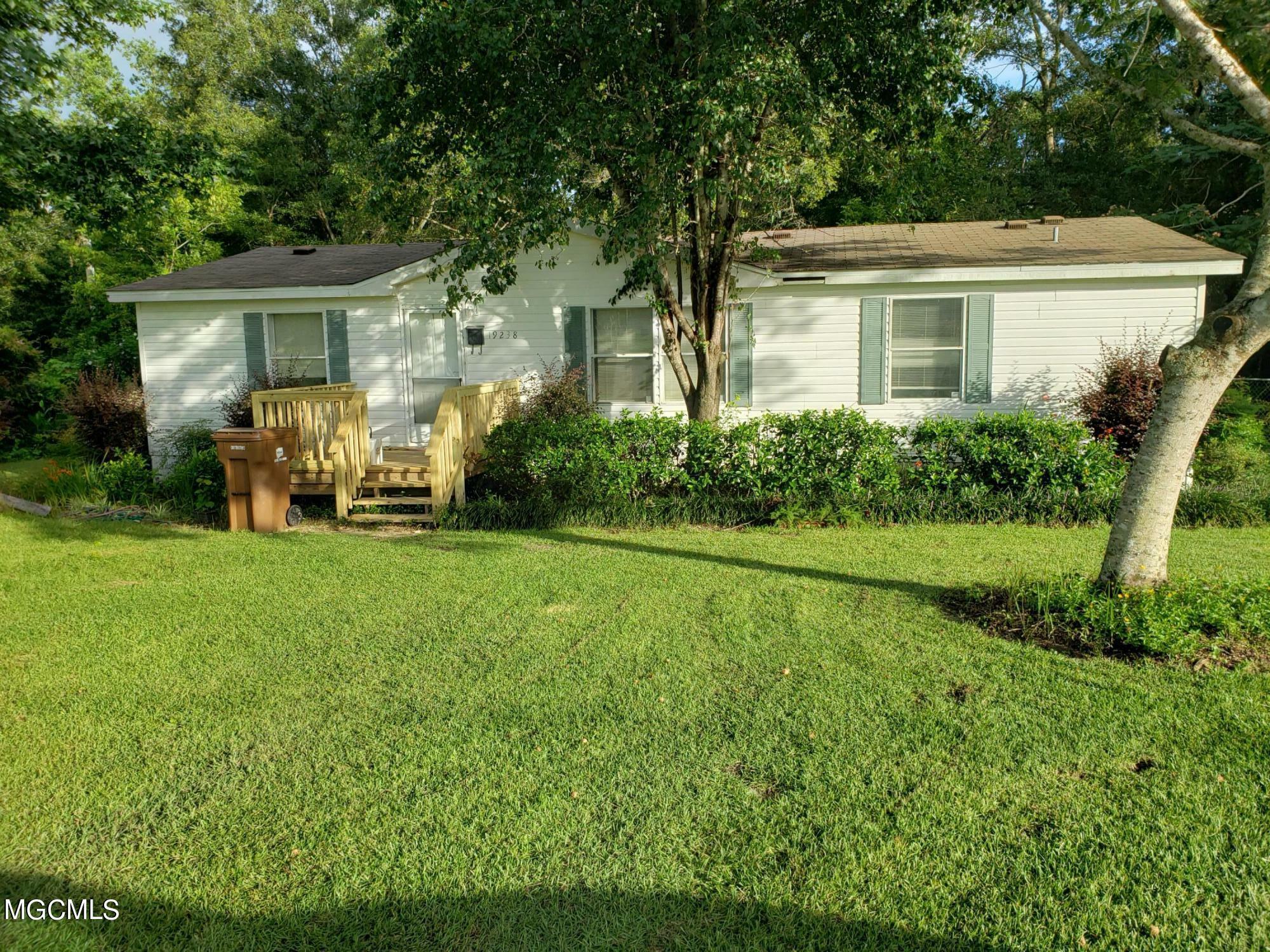 Property Photo:  19238 Hunters Bend Drive  MS 39503 