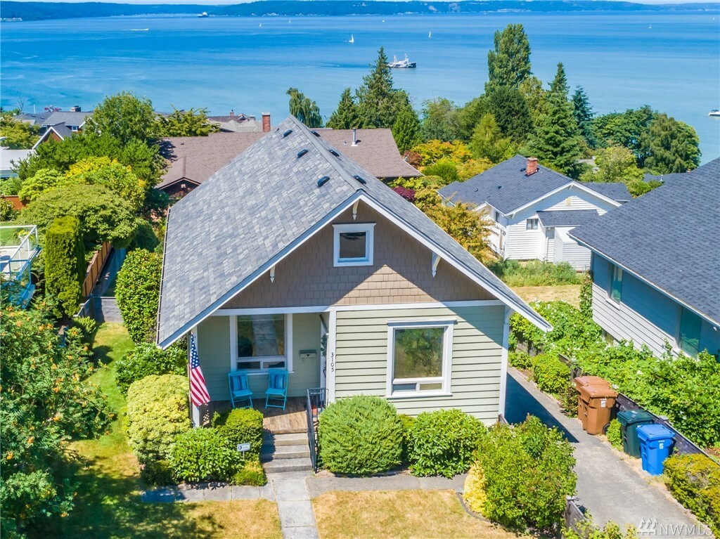 Property Photo:  3105 N 32nd St  WA 98407 