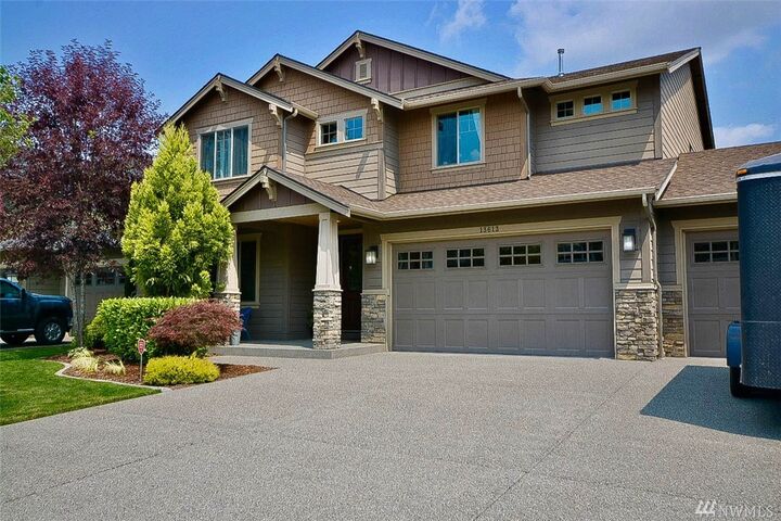 Property Photo: 13613 96th Ave E WA 98373