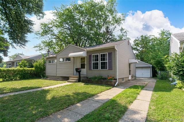 Property Photo:  3838 Whittier Avenue  MI 48506 