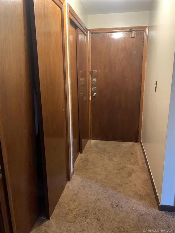 Property Photo: 356 Franklin Avenue C6 CT 06114