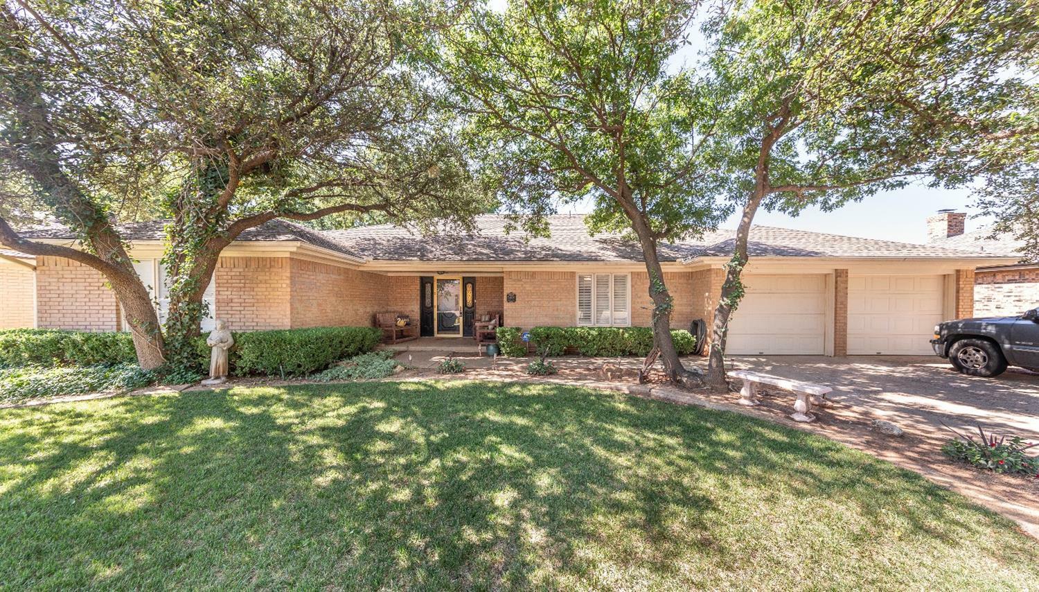 Property Photo:  5409 88th Street  TX 79424 