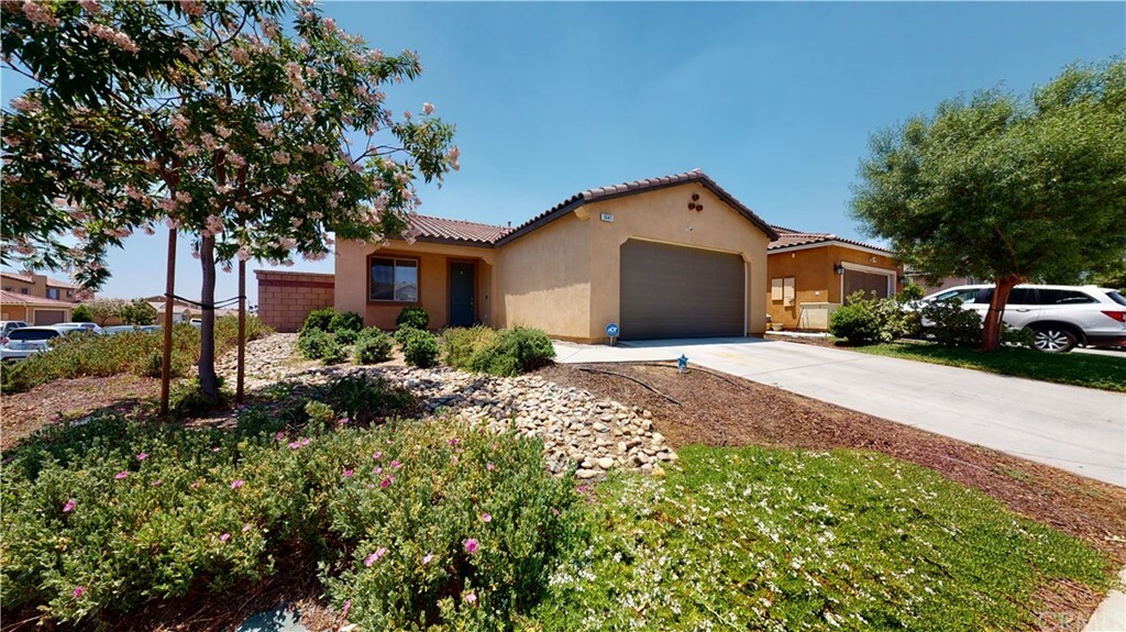 Property Photo:  1641 Milford Way  CA 92223 