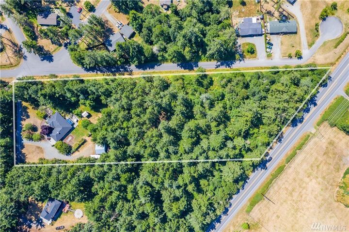 Property Photo: 1185 Jeanie Lane WA 98277