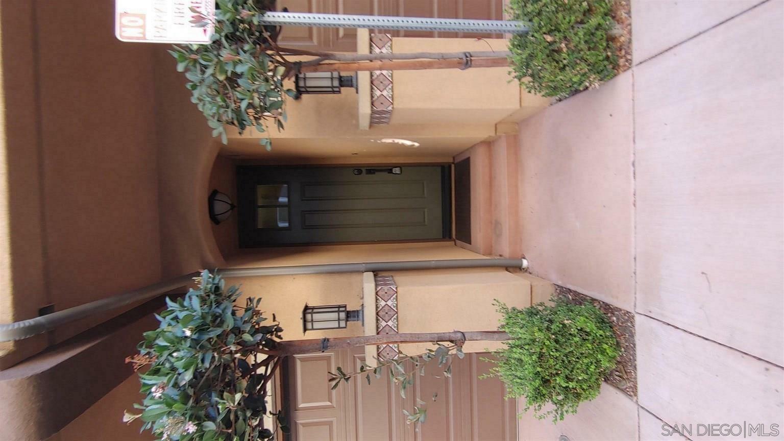 Property Photo:  2154 Cosmo Way  CA 92078 