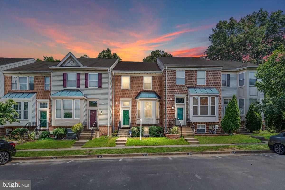 Property Photo: 7843 Foxfarm Lane MD 21061