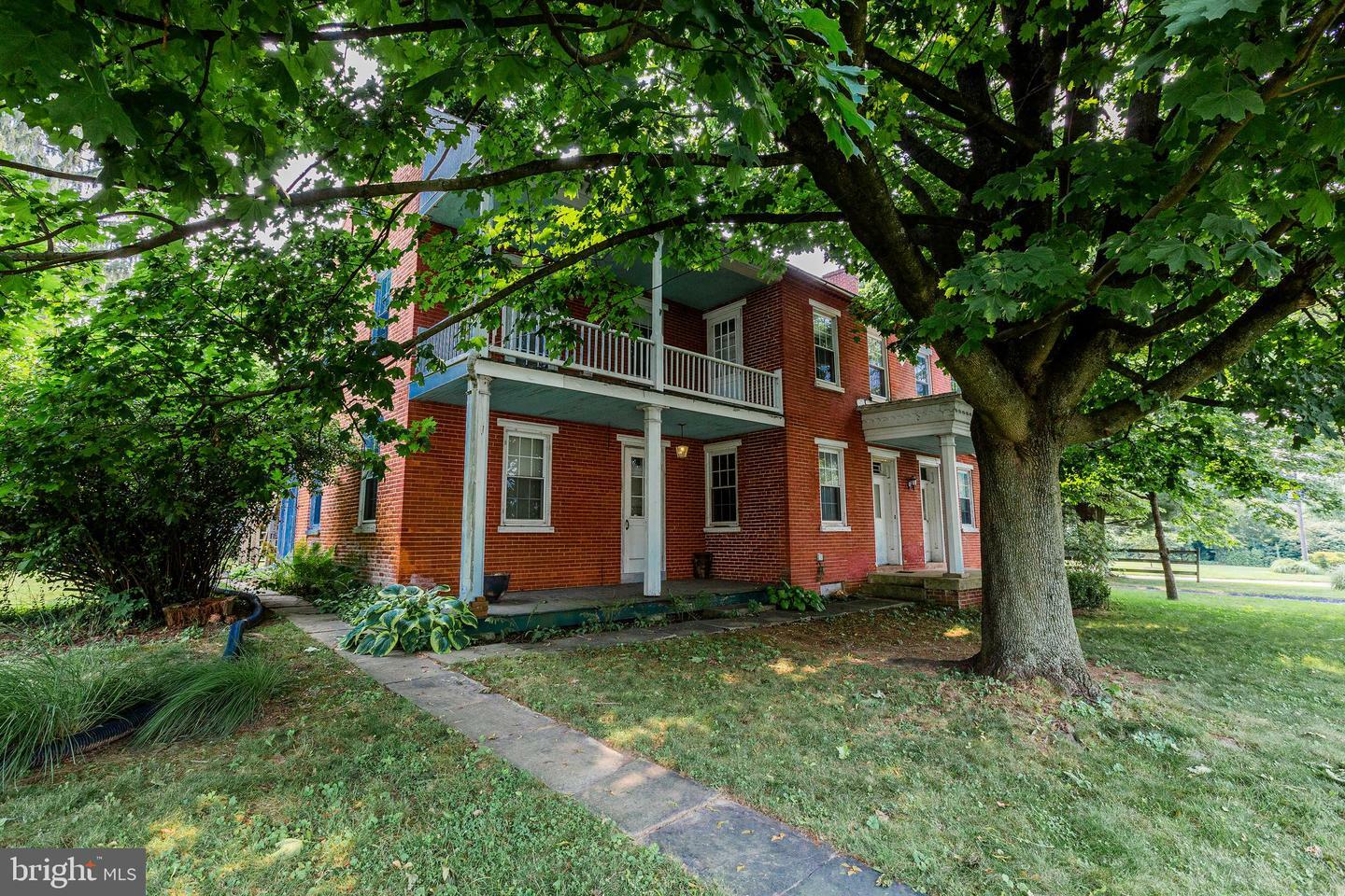 Property Photo:  2612 Columbia Avenue  PA 17603 