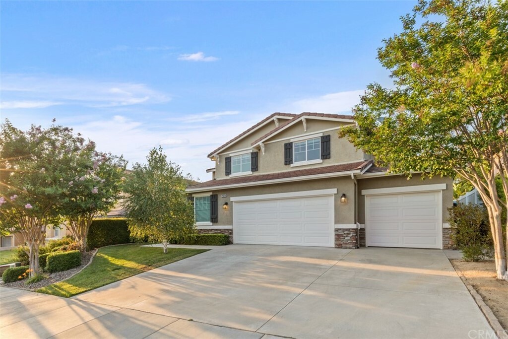 Property Photo:  29220 Woodfall Drive  CA 92563 