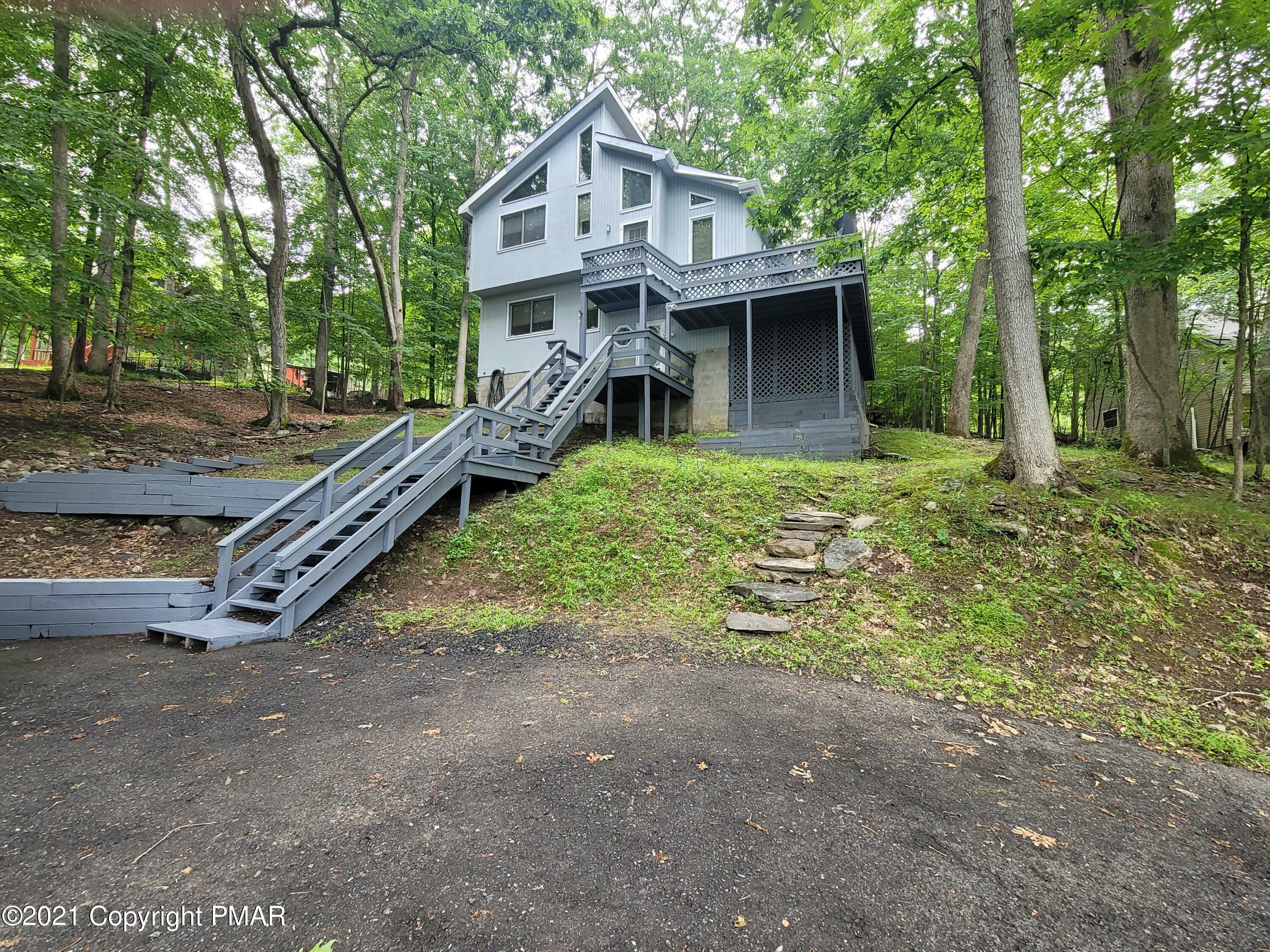 Property Photo:  5869 Decker Rd  PA 18324 