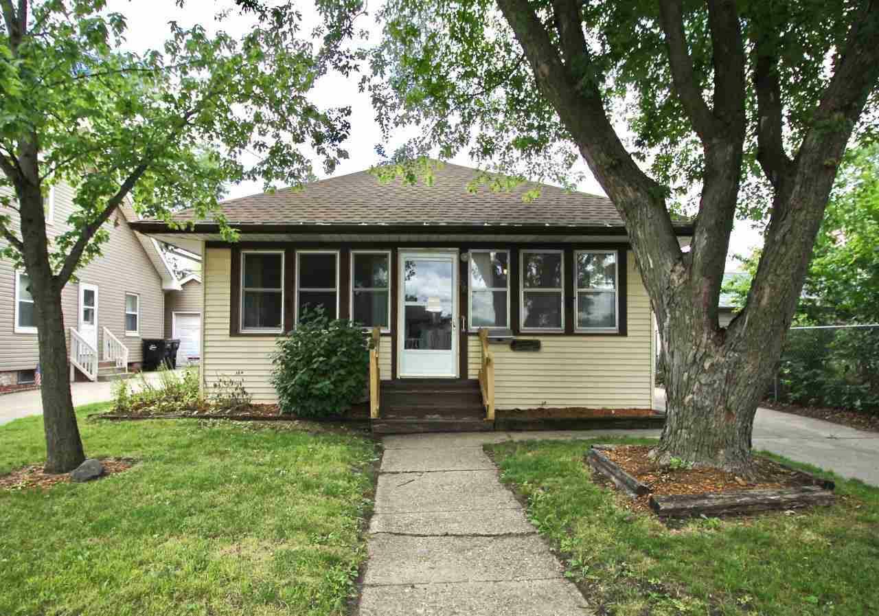 Property Photo:  1776 Hemlock St  WI 53511 