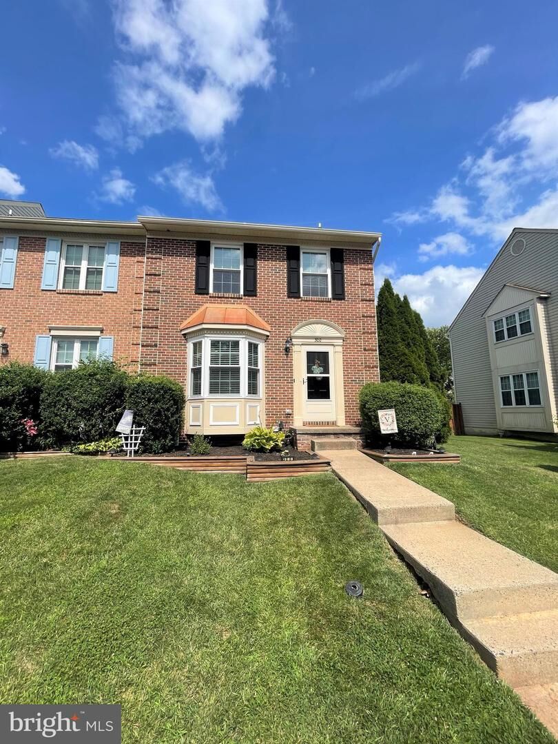 Property Photo:  300 Overlea Place  MD 21009 