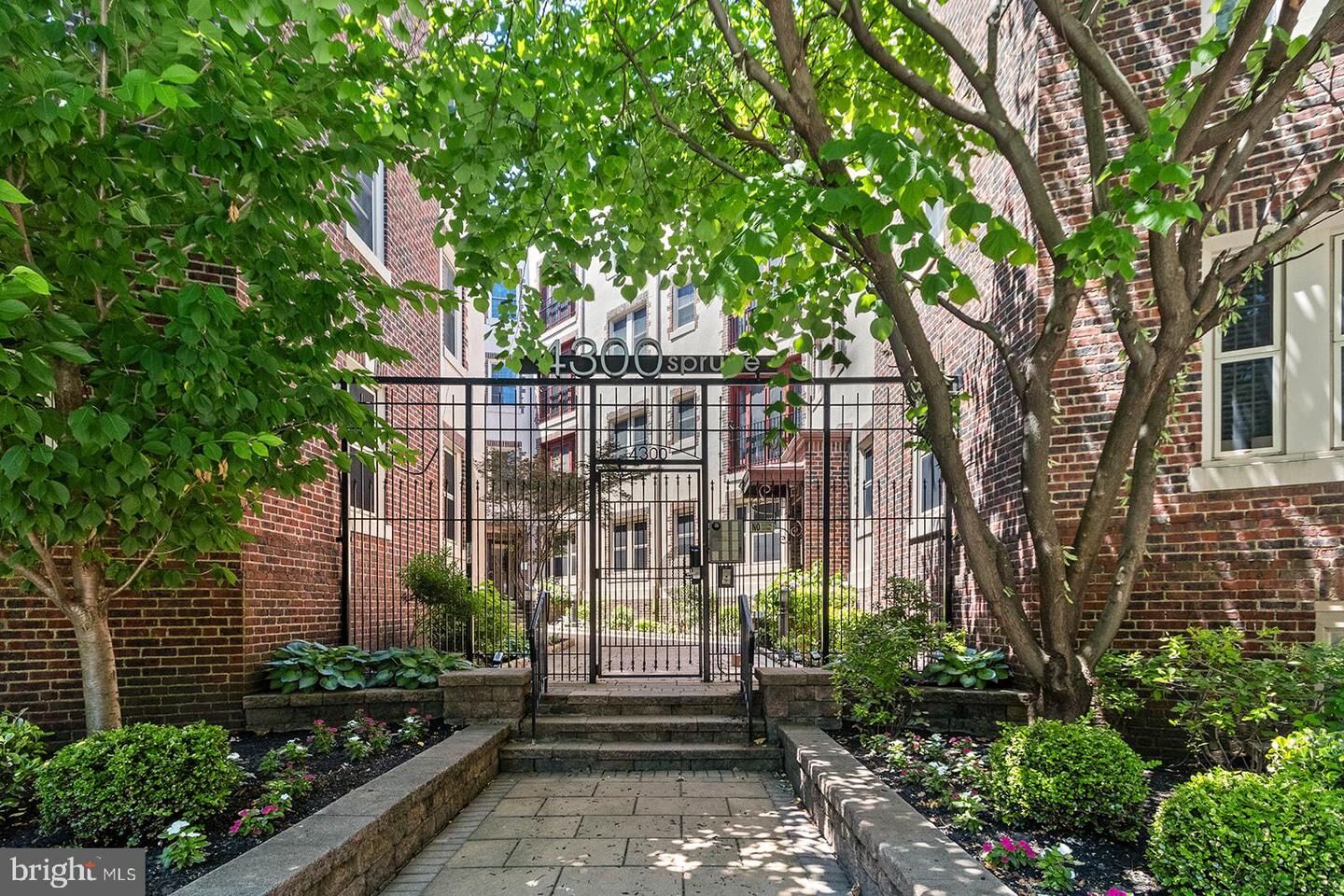 Property Photo:  4300 Spruce Street C106  PA 19104 