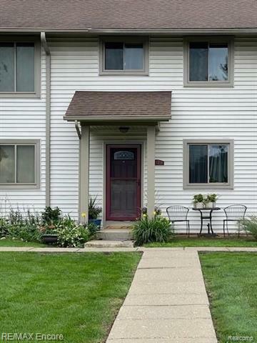 Property Photo:  7310 Bluewater Dr Unit 117 Drive  MI 48348 