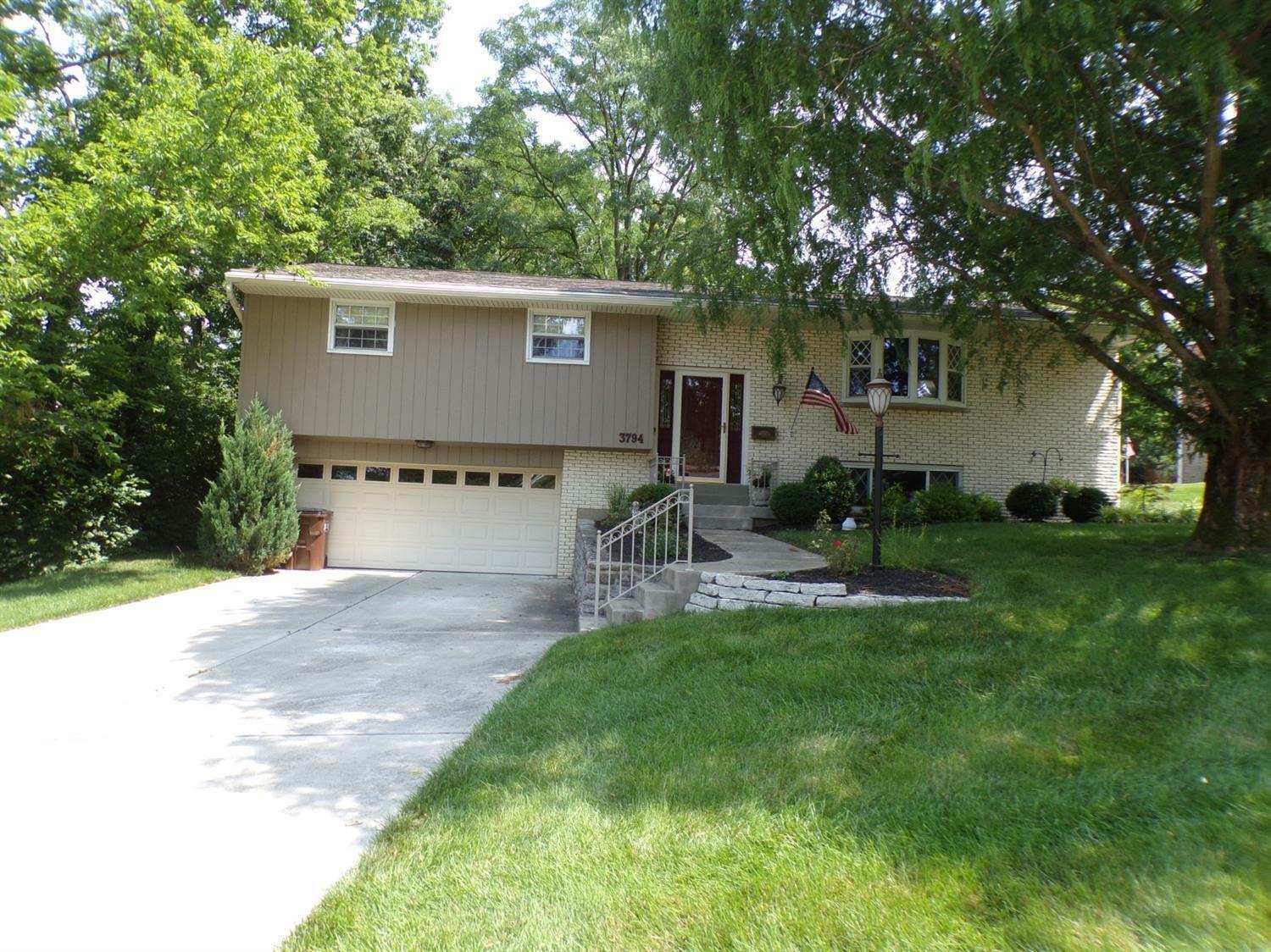 3794 Ridgedale Dr  Green Twp OH 45247 photo