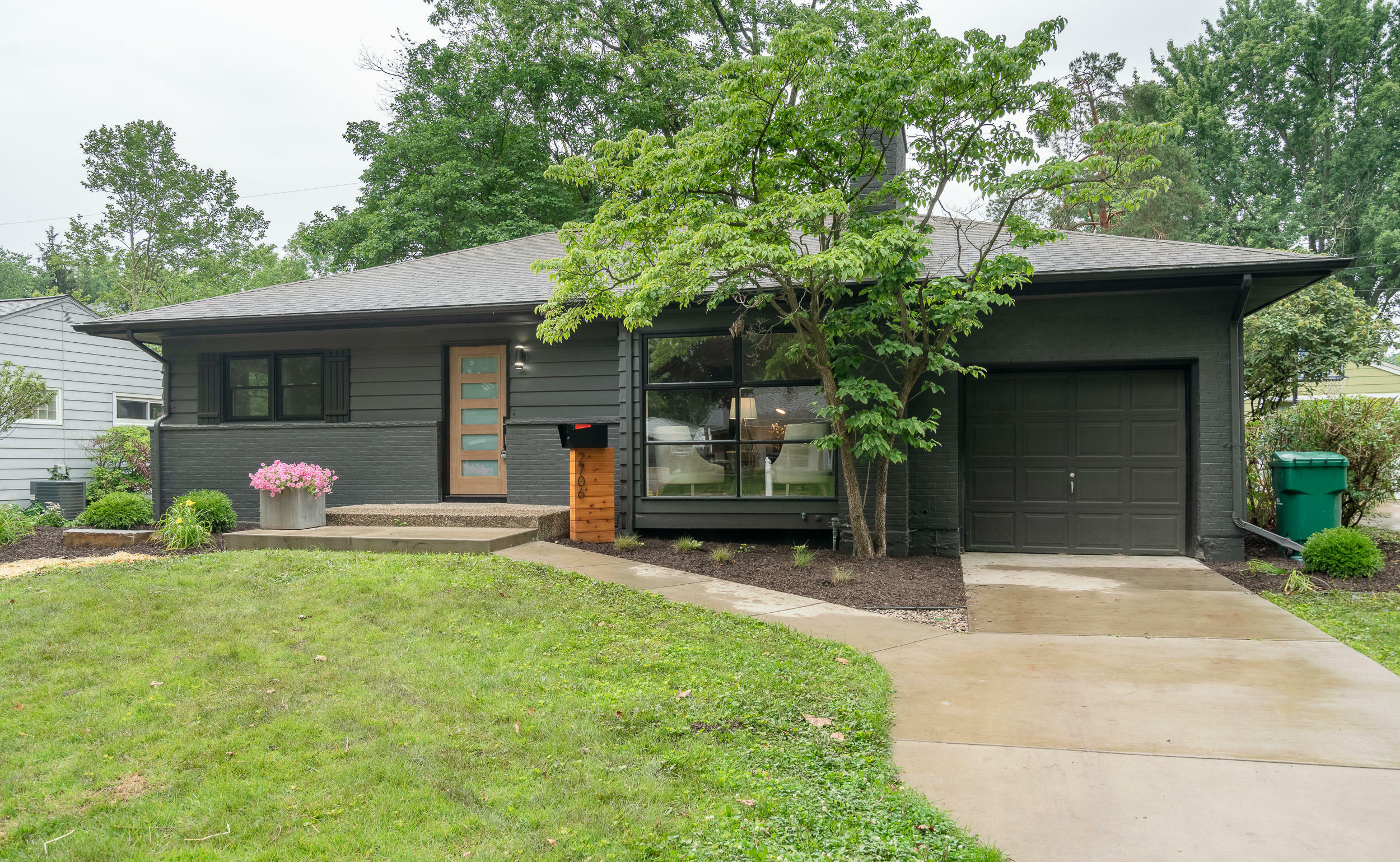 Property Photo:  2706 Albert Drive SE  MI 49506 