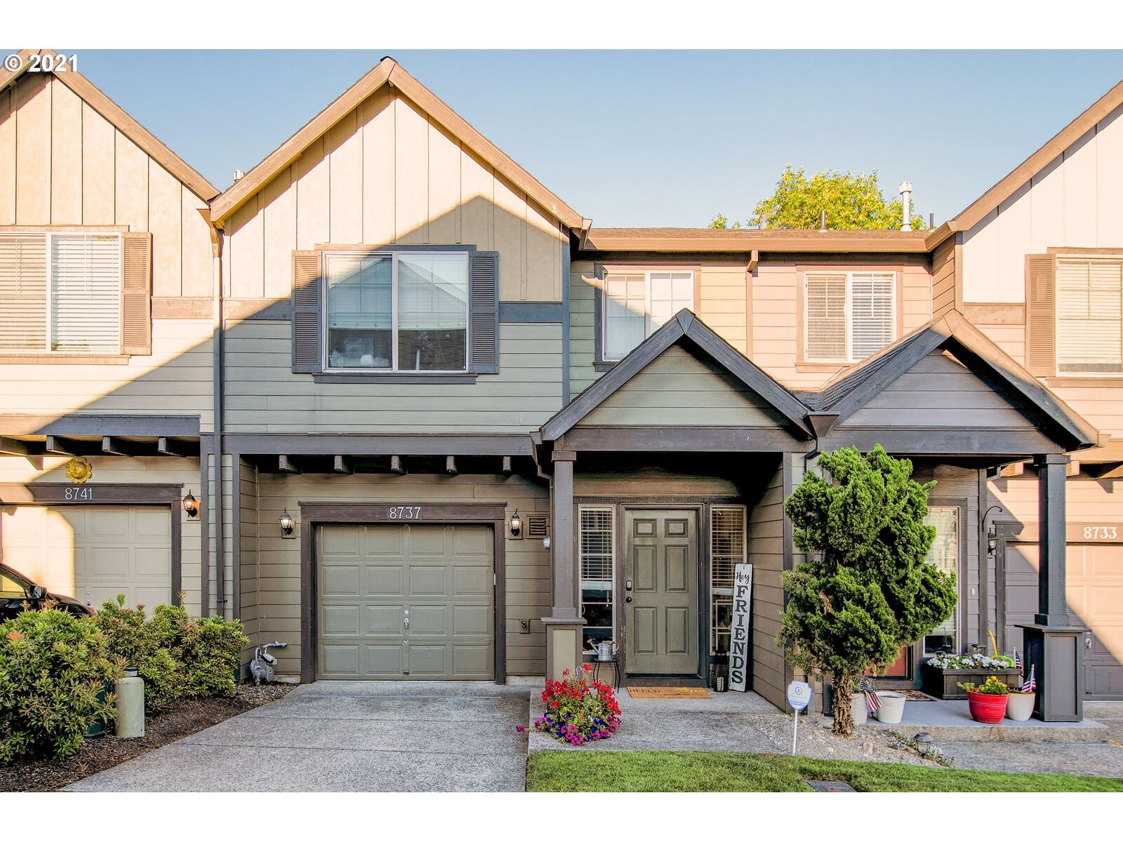 Property Photo: 8737 NE 16th Ave WA 98665