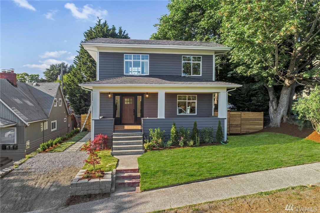 Property Photo:  200 NW 46th St  WA 98107 