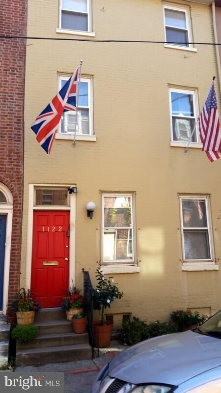 Property Photo:  1122 Rodman Street 3  PA 19147 